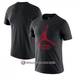 Maillot Manche Courte Miami Heat Essential Jumpman Noir