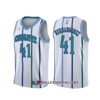 Maillot Charlotte Hornets Willy Hernangomez Classic Blanc