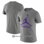 Maillot Manche Courte Sacramento Kings Essential Jumpman Gris