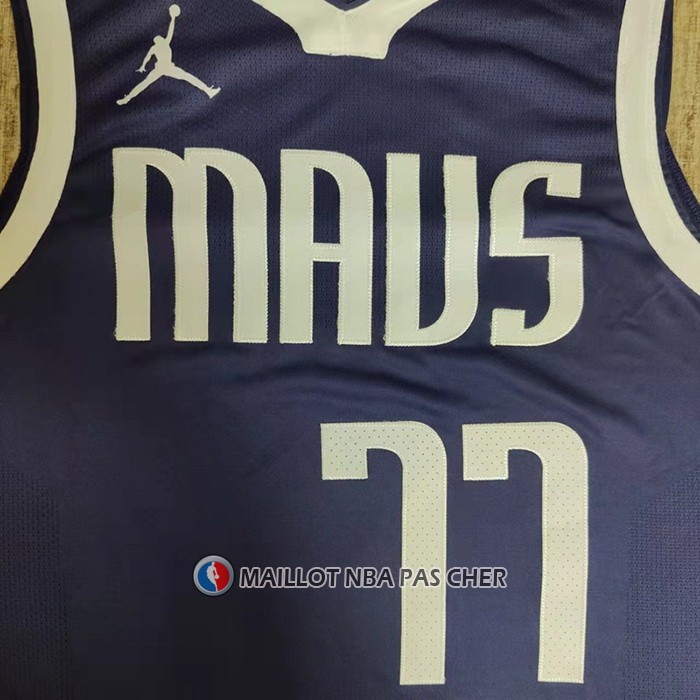 Maillot Dallas Mavericks Luka Doncic NO 77 Statement Authentique 2022-23 Bleu