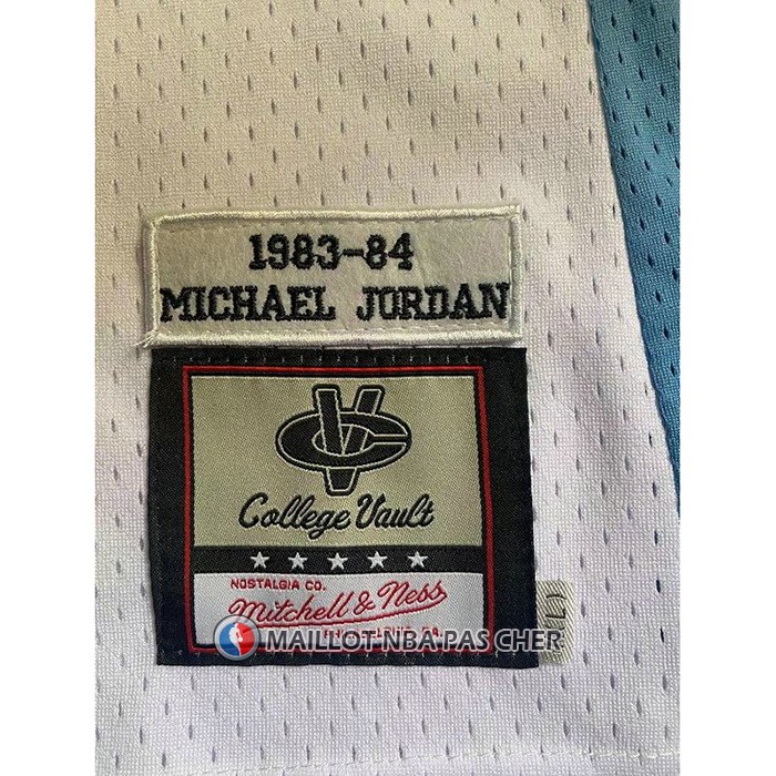 Maillot NCAA North Carolina Tar Heels Michael Jordan NO 23 Mitchell & Ness 1983-84 Blanc